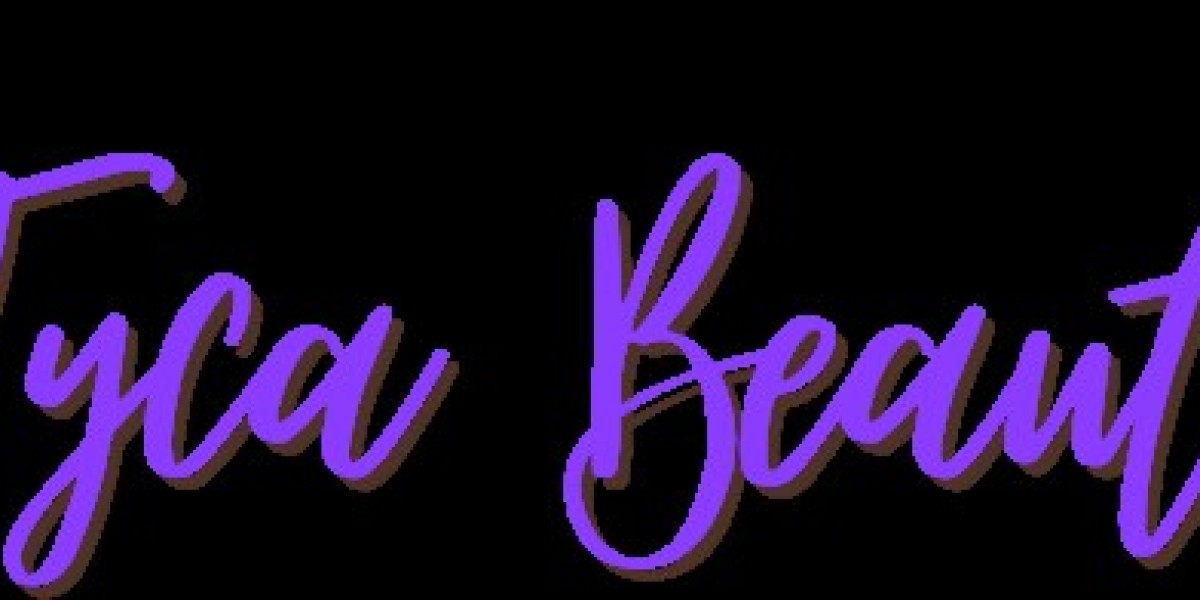 The Ultimate Guide to Soft Natural Glam Makeup, Full Glam Looks, and Butterfly Locs Installations