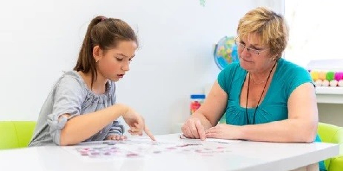 Behavioural Consultation for Children and Teens: How CBT Therapy in Toronto Strengthens Emotional Regulation and Resilie
