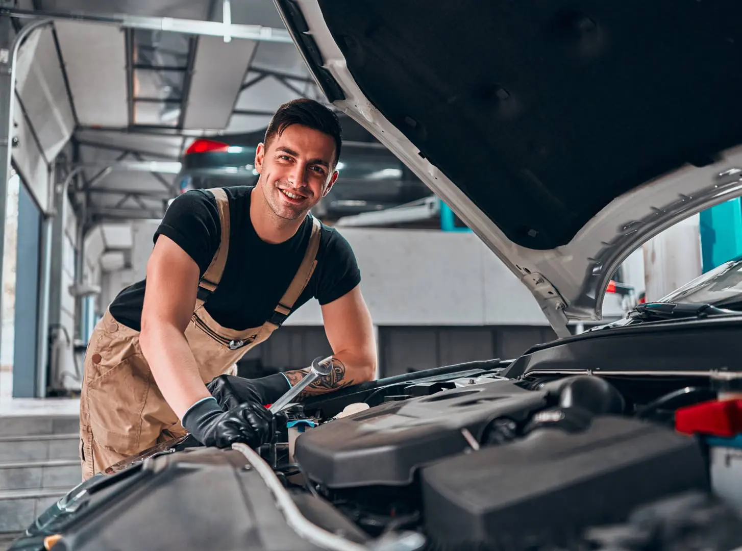 DME Auto Repairing: Dubai's No1. Car Repair & Service Garage