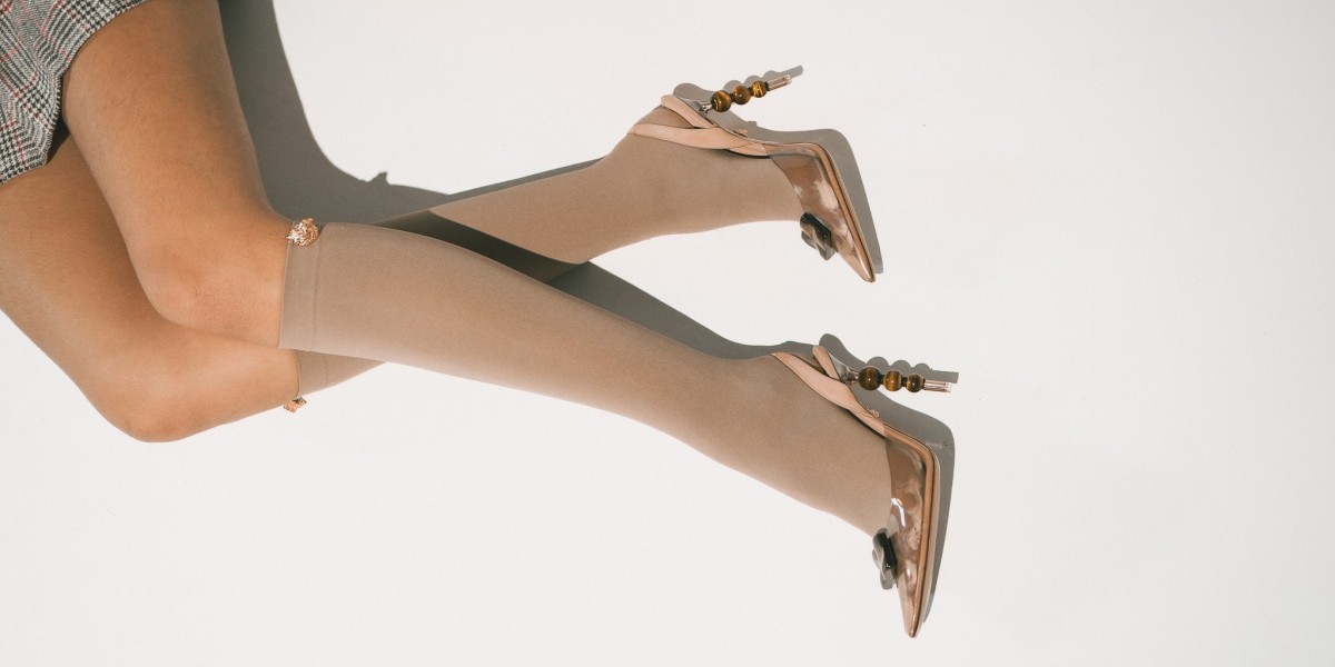 Clear & Transparent Heels: Why They’re a Fashion Favorite