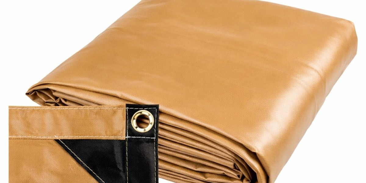 How Industries Use Tarpaulin Sheet for Temporary Roofing