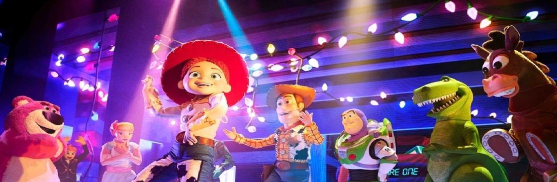 Gold Crest Holidays Cover Image