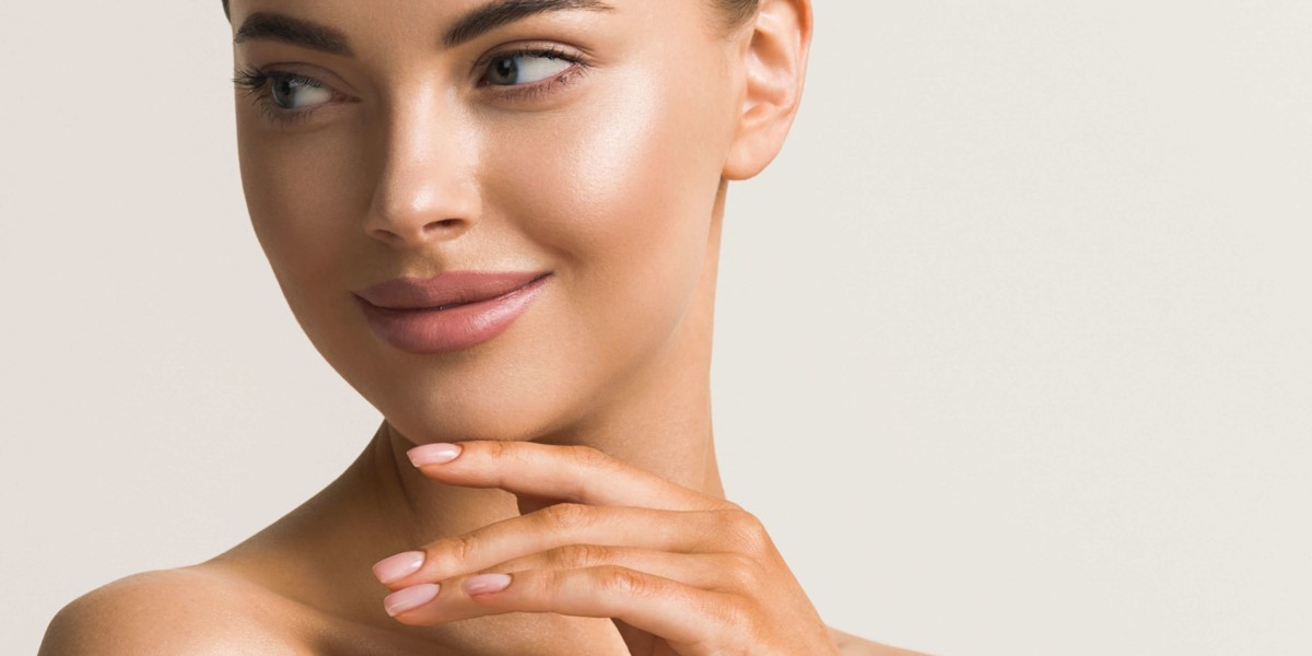 How to Maintain Results of Double Chin Liposuction in Dubai