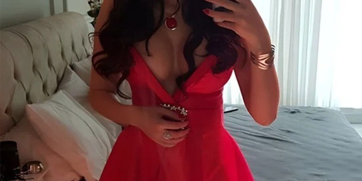 VIP Aerocity Escorts – A Luxurious Realm of Elegance, Desire & Refined Companionship