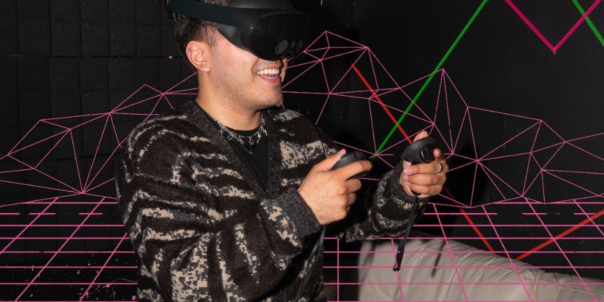 Virtual Reality Lounge Chicago, A New Way to slow down without powering off.