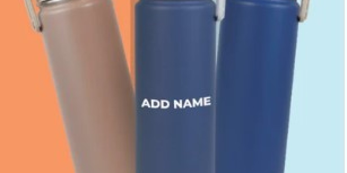 How Personalized Water Bottles with Names Are Transforming Modern Gifting Trends