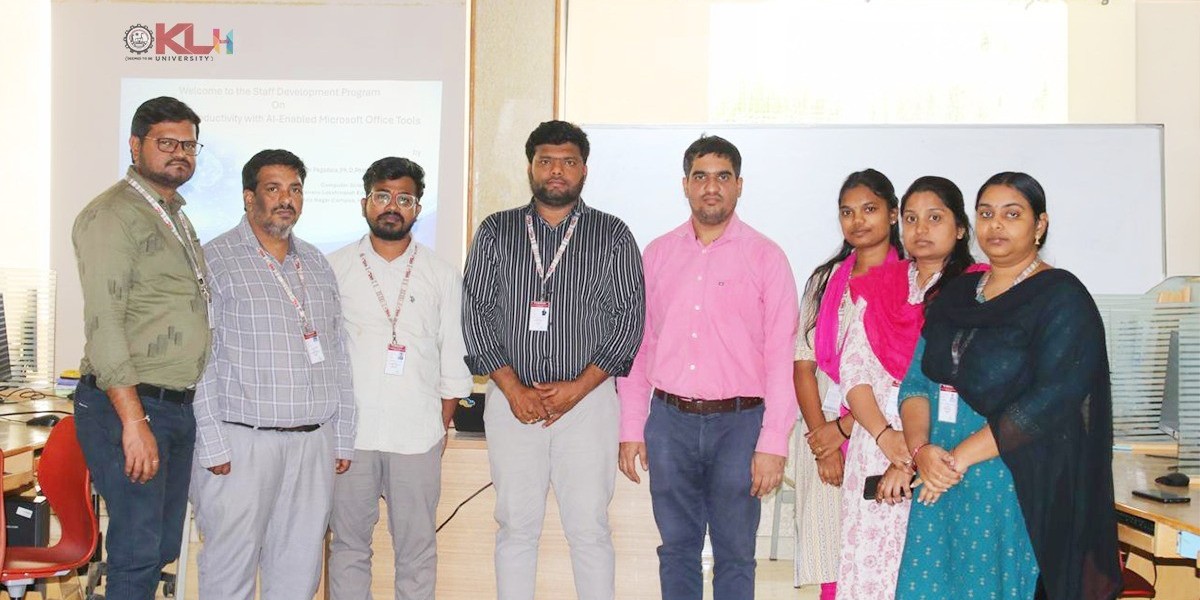 शिक्षकों की स्किल अपग्रेड पर फोकस, KLU में उभरती तकनीकों पर खास पहल