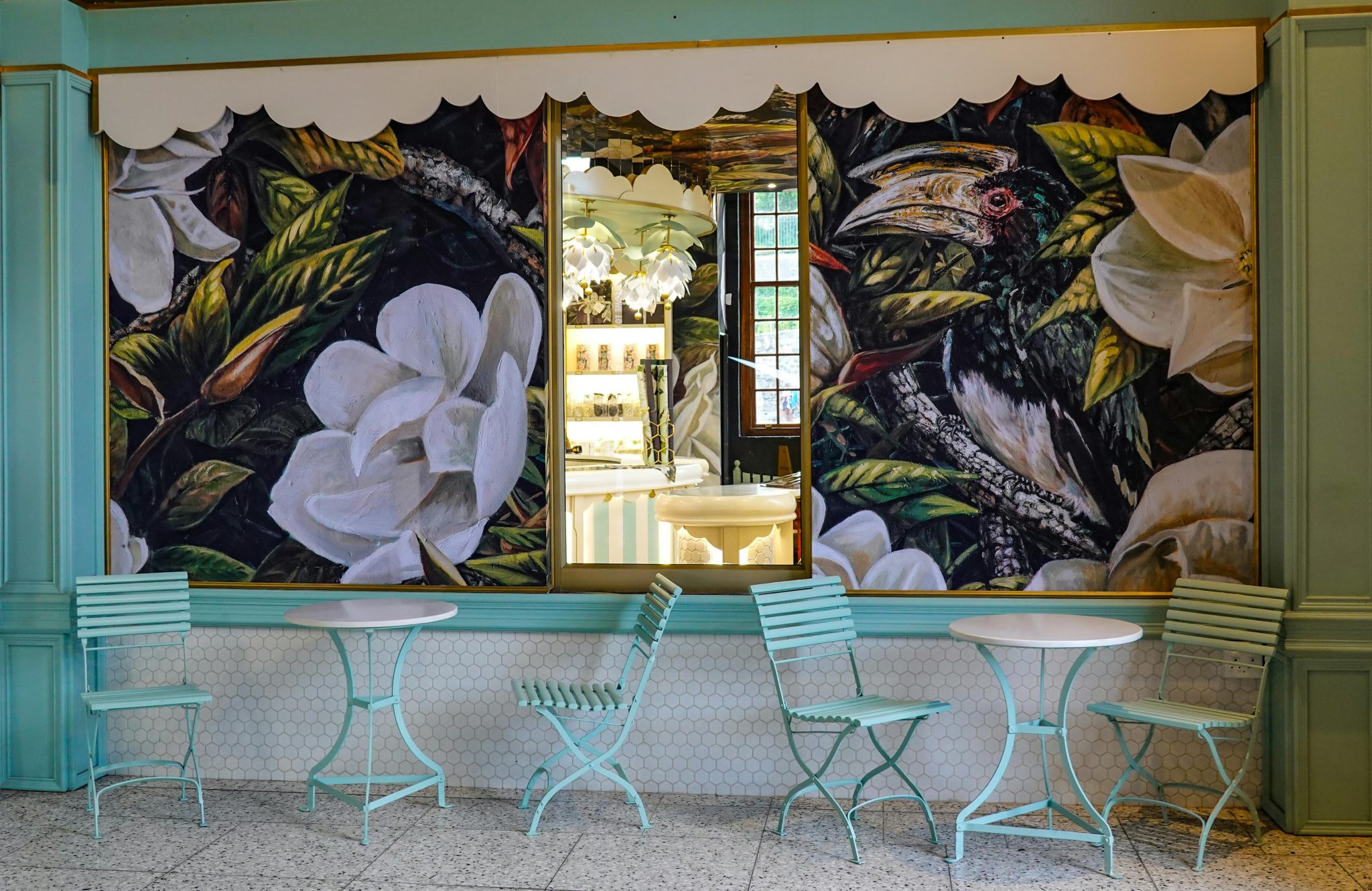 Why Forest Wall Murals Are Perfect for Commercial Spaces Like Cafés and Spas?